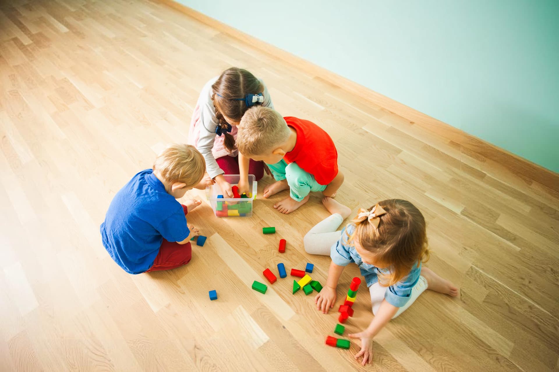 Children learning at Kid's Country Auburn